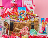 Valentines Sweet & Chocolate Hamper